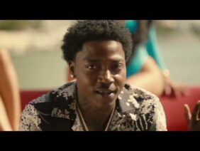 2FeetBino- Naked [Official Video]