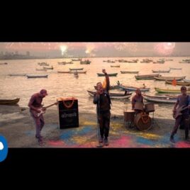 Coldplay – Hymn For The Weekend (Official Video)