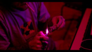 Mac Miller – Gees (ft. ScHoolboy Q) (prod. Chuck Inglish)