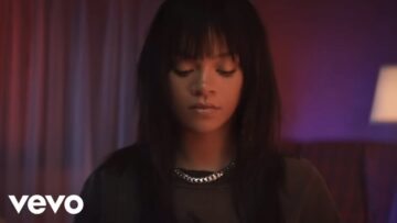 N.E.R.D & Rihanna – Lemon