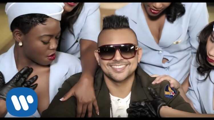 Sean Paul – She Doesnt Mind (Official Video)