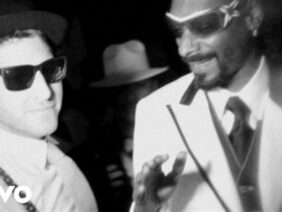 Snoop Dogg – New Years Eve ft. Marty James