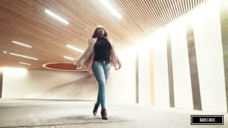 Stella Mwangi – 10 TOES (Official Music Video)