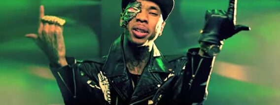 Tyga – Molly (Explicit) ft. Wiz Khalifa, Mally Mall, Cedric Gervais