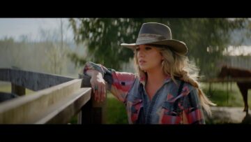 The Hottest Country Song Out Today: “Heart Like A Truck” by Lainey Wilson